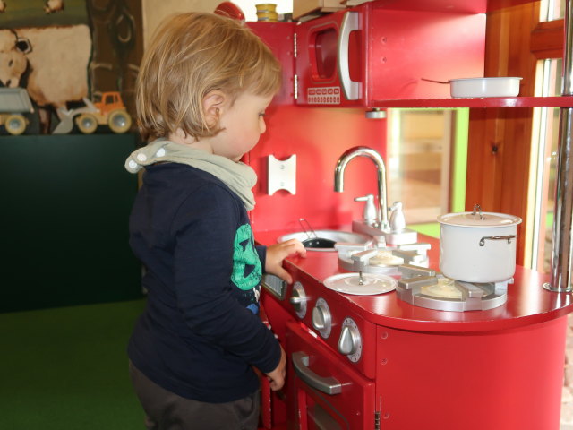 Nils im Det Gr&oslash;nne Museum in Auning (23. Mai)