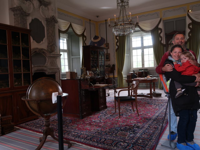 Sabine, ich und Nils im Gammel Estrup im Det Gr&oslash;nne Museum in Auning (23. Mai)