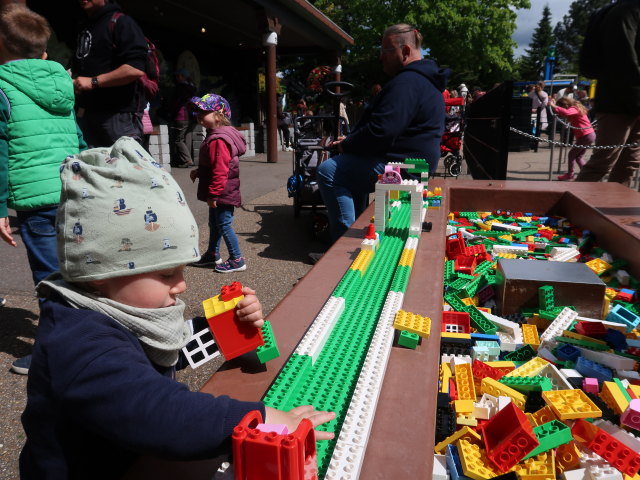 Nils im Knights' Kingdom im Legoland Billund Resort (26. Mai)