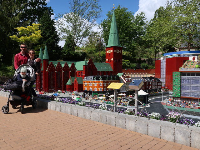 Ich, Nils und Sabine im Miniland im Legoland Billund Resort (26. Mai)