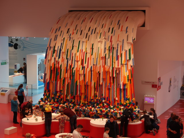 R&oslash;d Zone im LEGO House in Billund (27. Mai)