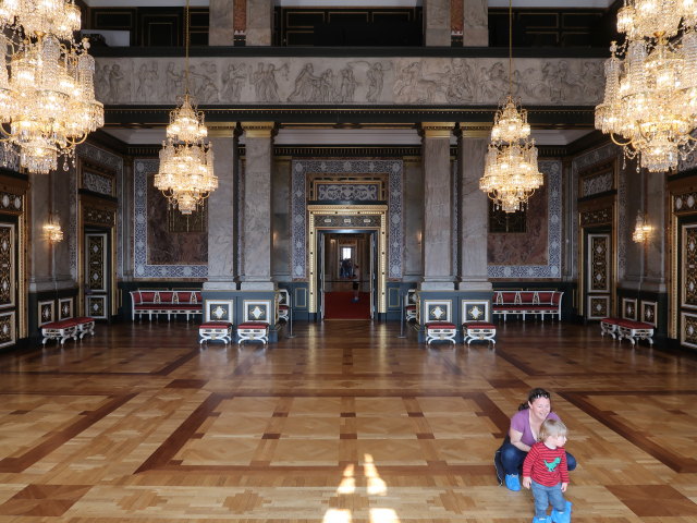 Sabine und Nils im Christiansborg Slot in K&oslash;benhavn (31. Mai)