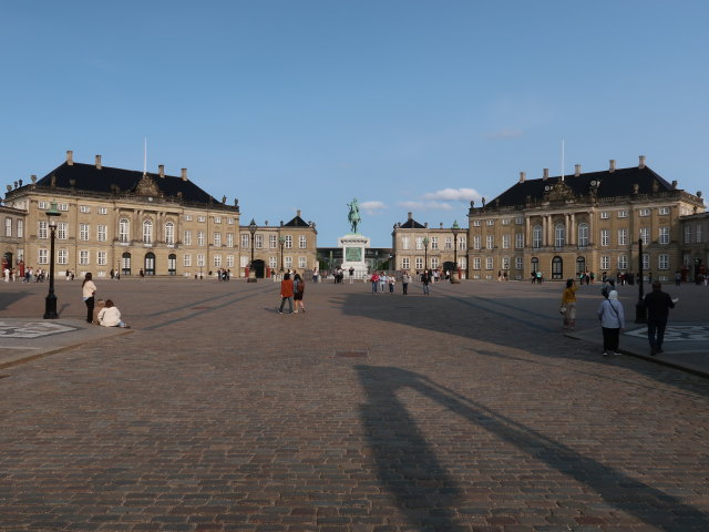 Amalienborg Slotsplads in K&oslash;benhavn (31. Mai)