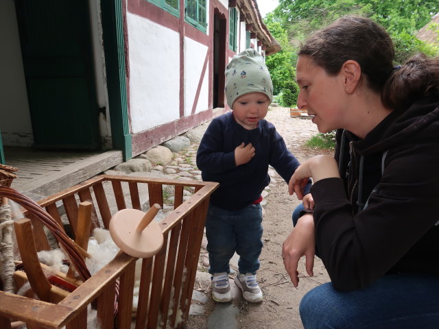Nils und Sabine im Frilandsmuseet in Kongens Lyngby (1. Juni)