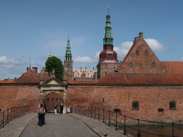 Sabine im Frederiksborg Slot in Hiller&oslash;d (1. Juni)