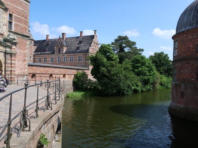 Frederiksborg Slot in Hiller&oslash;d (1. Juni)