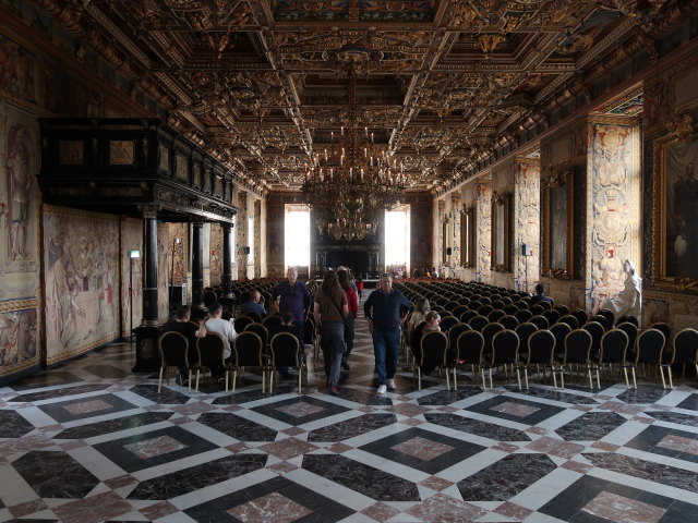 Frederiksborg Slot in Hiller&oslash;d (1. Juni)