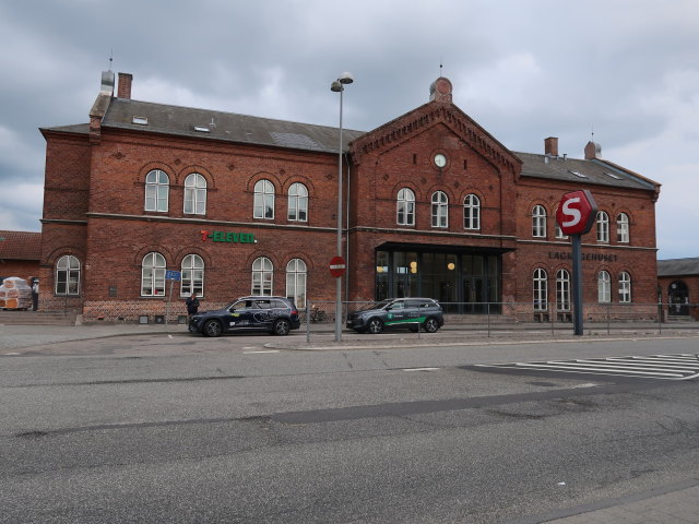 Hiller&oslash;d Station, 37 m (1. Juni)