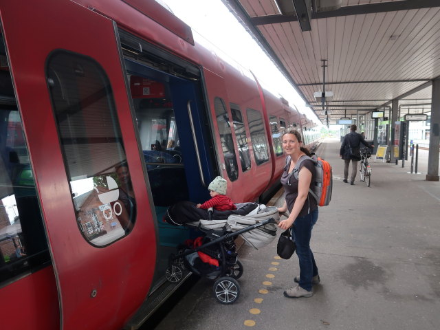 Nils und Sabine in der Hiller&oslash;d Station, 37 m (1. Juni)
