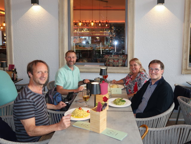 J&ouml;rg, ich, Doris und Jakob im Pasta e Basta