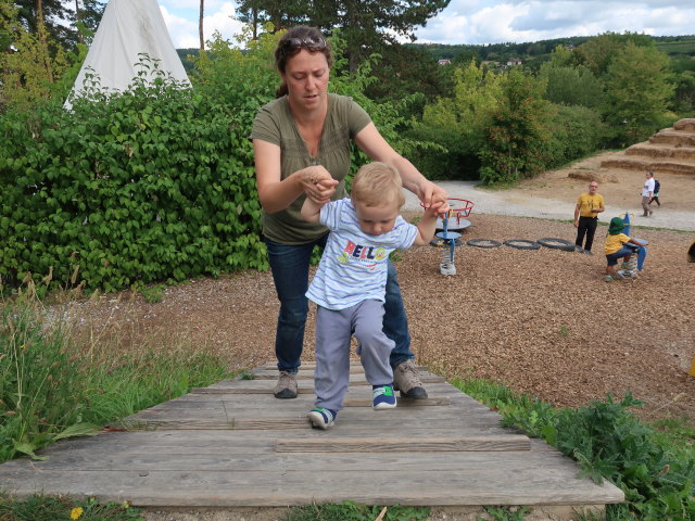 Sabine und Nils im Abenteuergarten