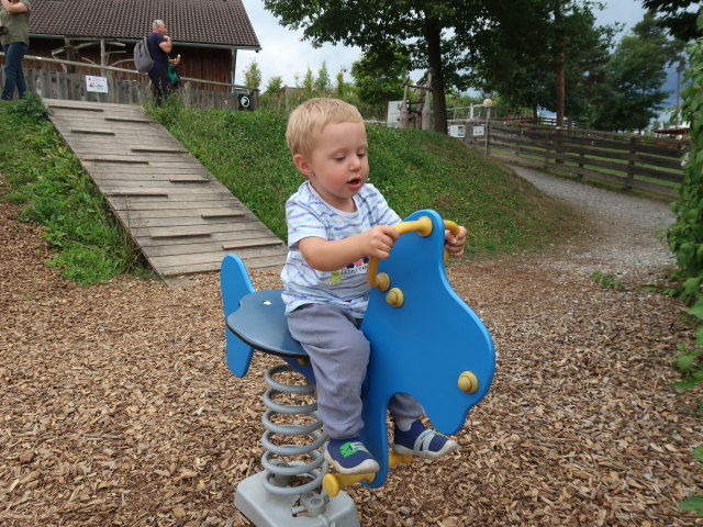 Nils im Abenteuergarten