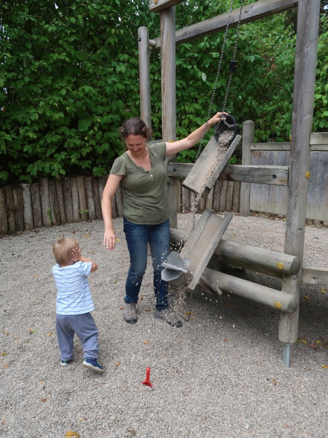Nils und Sabine im Abenteuergarten