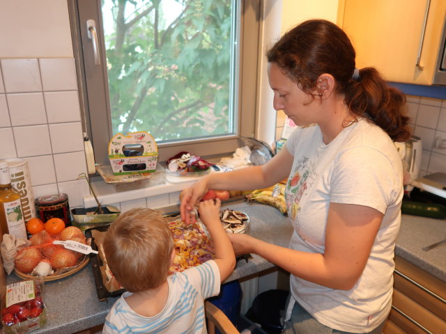 Nils und Sabine in unserer Wohnung