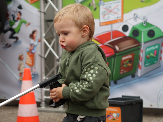 Nils am Mistplatz Hernals