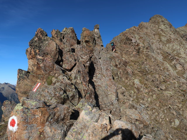Evelyn zwischen Lehnerjoch und Schafhimmel (21. Sep.)