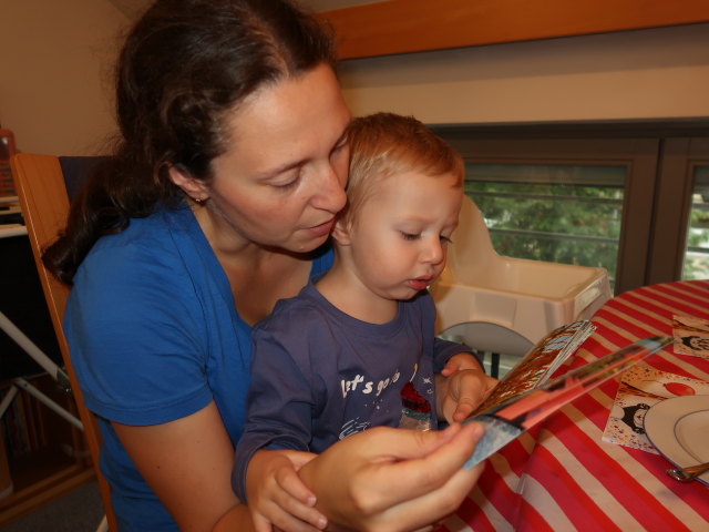 Sabine und Nils in unserer Wohnung