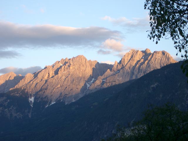 Lienzer Dolomiten von Thurn aus (13. Juli 2004)