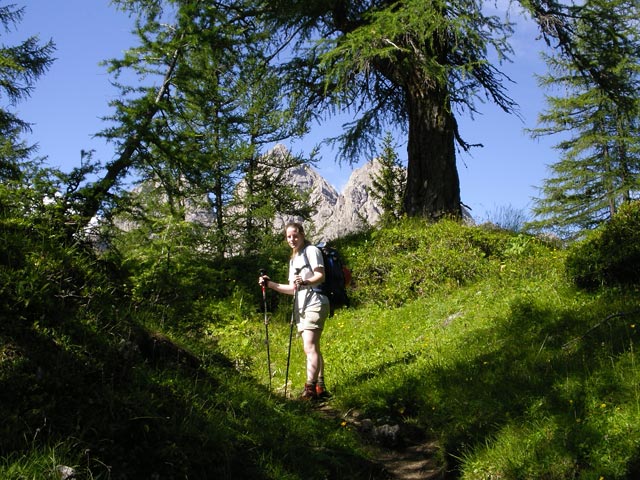 Daniela zwischen Auerlingköpfl und Zellinköpfe-Klettersteig (13. Juli 2007)