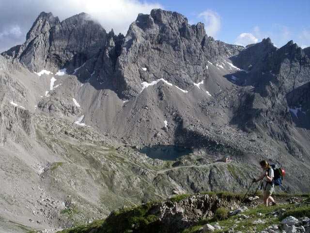 Daniela zwischen Bügeleisenkante und Karlsbader Hütte (13. Juli 2007)