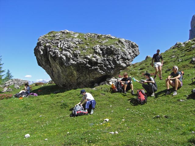 Daniela, Brigitte, Christian, Alexander, Marco und Josef beim Marcherstein (10. Juli 2008)