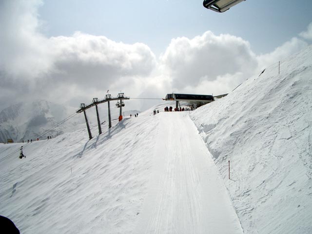 Bergstation Zeblasbahn (21. Apr.)